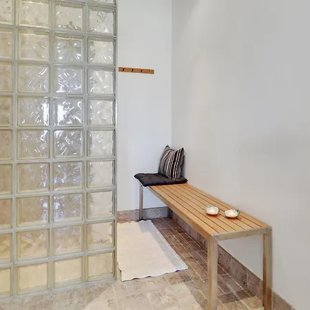 Ullamaj - 30m From The Sea By Interhome *